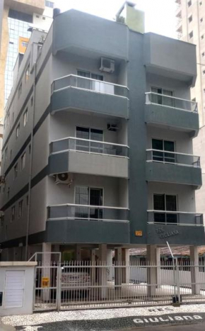 Apartamento na Meia Praia